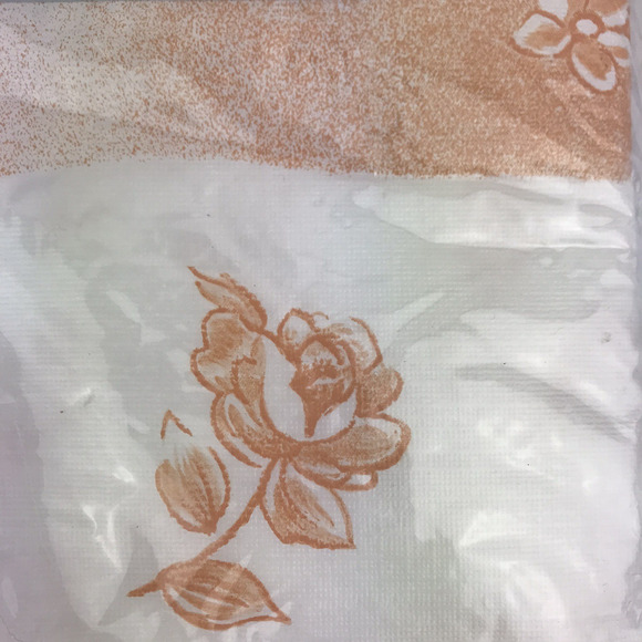 Vtg NEW Flannel Back Vinyl Tablecloth Oblong 52"x70" Floral White Peach - Picture 2 of 4